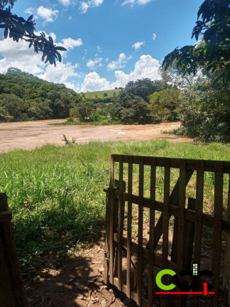 Imagem Imóvel com 3 Quartos à Venda, 24.000 m² em área Rural De Varginha - Varginha