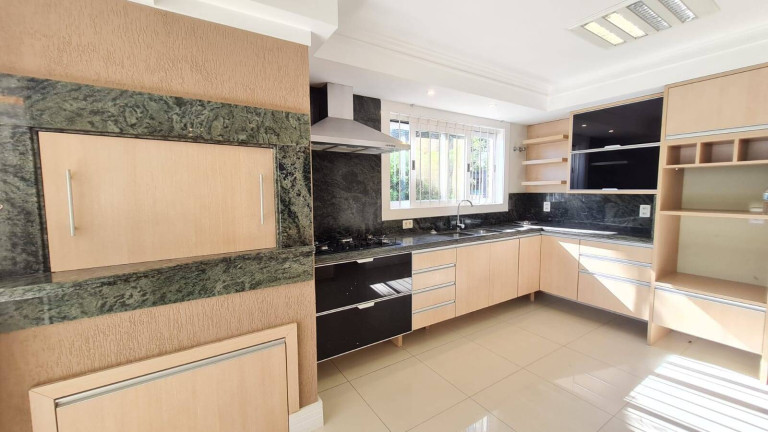 Imagem Sobrado com 5 Quartos à Venda, 267 m² em Marechal Rondon - Canoas Imagem Sobrado com 5 Quartos à Venda, 267 m² em Marechal Rondon - Canoas