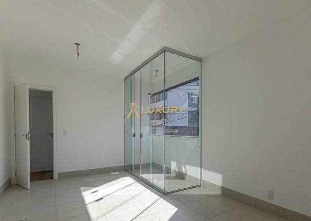 Imagem Imóvel com 3 Quartos à Venda, 146 m² em Prado - Belo Horizonte Imagem Imóvel com 3 Quartos à Venda, 146 m² em Prado - Belo Horizonte