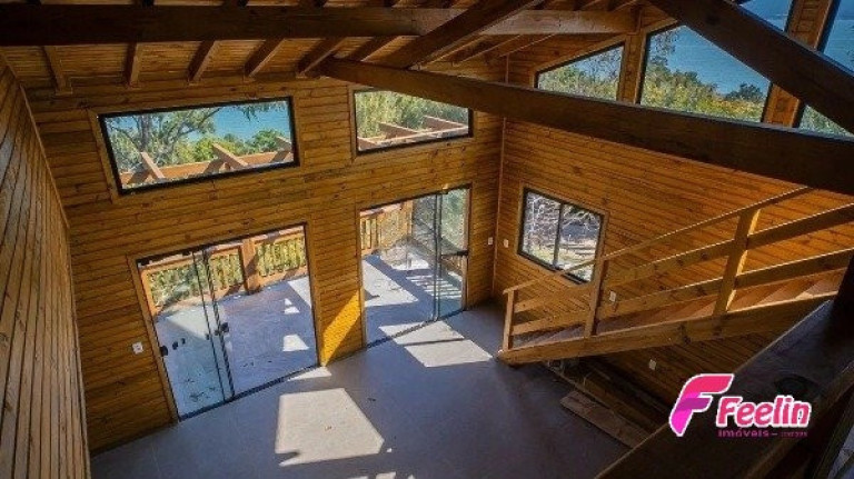 Imagem Casa com 4 Quartos à Venda, 160 m² em Ribeirão Da Ilha - Florianópolis Imagem Casa com 4 Quartos à Venda, 160 m² em Ribeirão Da Ilha - Florianópolis