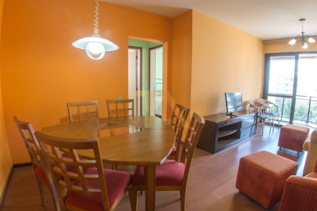 Imagem Apartamento com 2 Quartos à Venda, em Centro - Florianópolis Imagem Apartamento com 2 Quartos à Venda, em Centro - Florianópolis