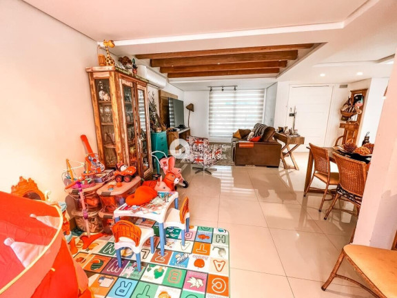 Imagem Casa com 3 Quartos à Venda, 151 m²