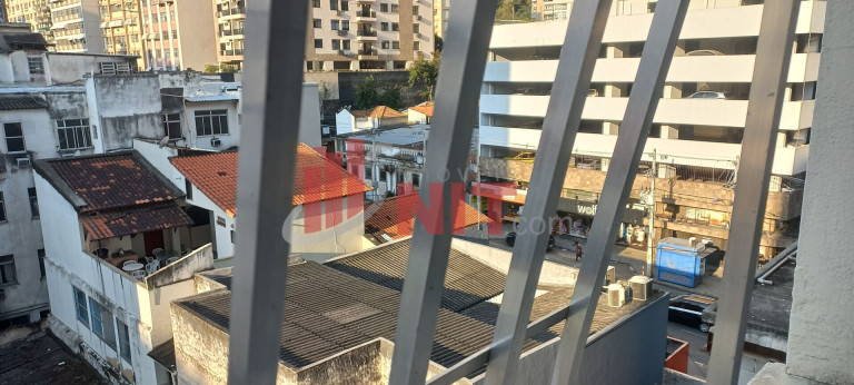 Imagem Apartamento com 2 Quartos à Venda, 70 m² em Ingá - Niterói