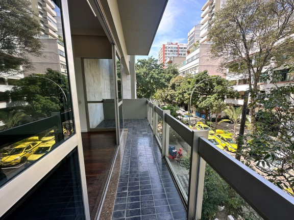 Imagem Imóvel com 3 Quartos à Venda, 116 m² em Ipanema - Rio De Janeiro Imagem Imóvel com 3 Quartos à Venda, 116 m² em Ipanema - Rio De Janeiro