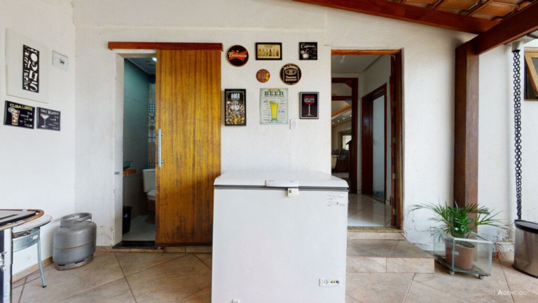 Imagem Casa com 3 Quartos à Venda,  em Parque Dos Maias - Porto Alegre