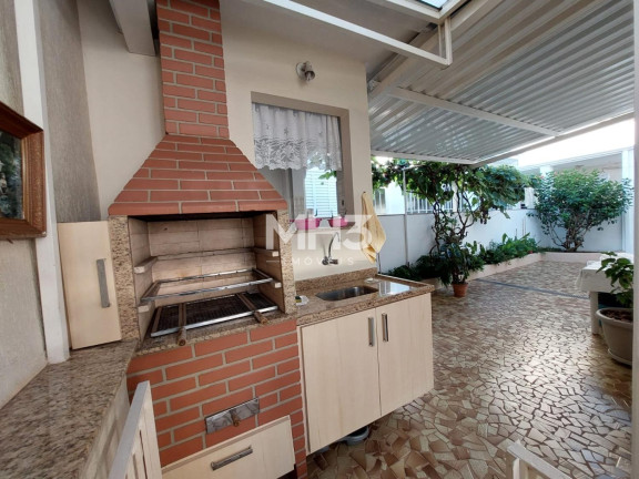 Imagem Casa com 3 Quartos à Venda, 207 m² em Parque Vivaldi Leite Ribeiro - Poços De Caldas Imagem Casa com 3 Quartos à Venda, 207 m² em Parque Vivaldi Leite Ribeiro - Poços De Caldas