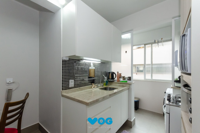 Imagem Imóvel com 2 Quartos à Venda, 71 m² em Petrópolis - Porto Alegre