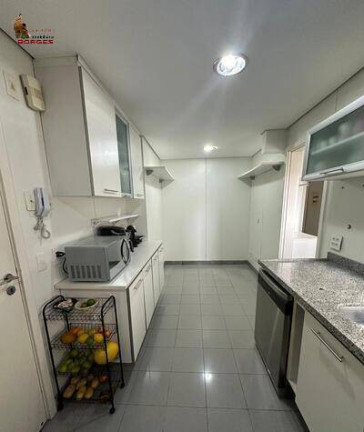 Imagem Apartamento com 4 Quartos à Venda, 137 m² em Moema - São Paulo