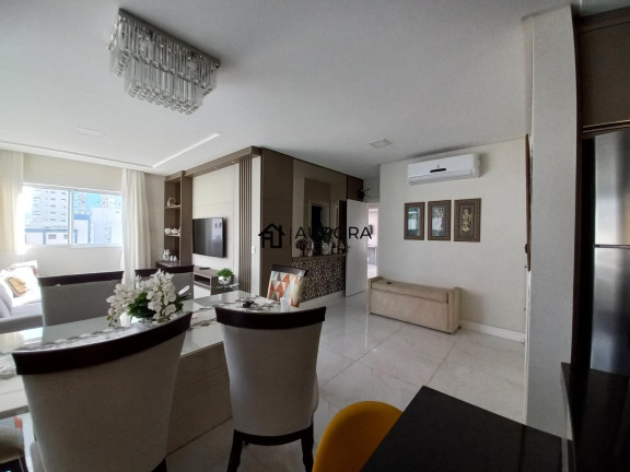 Imagem Apartamento com 3 Quartos à Venda, 119 m² em Centro - Balneário Camboriú Imagem Apartamento com 3 Quartos à Venda, 119 m² em Centro - Balneário Camboriú