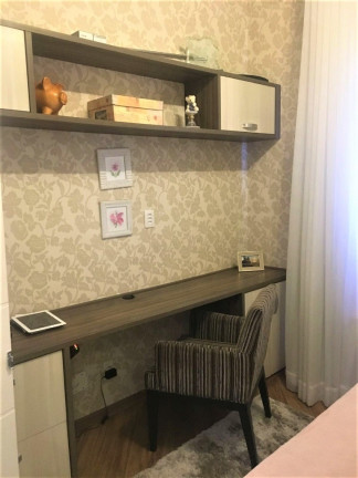 Imagem Imóvel com 3 Quartos à Venda, 160 m² em Vila Bertioga - São Paulo