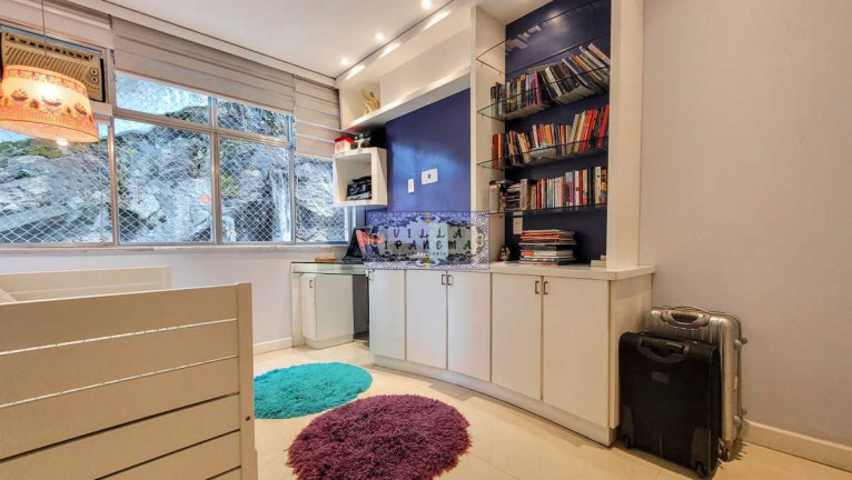 Imagem Apartamento com 4 Quartos à Venda, 220 m² em Lagoa - Rio De Janeiro Imagem Apartamento com 4 Quartos à Venda, 220 m² em Lagoa - Rio De Janeiro