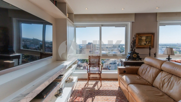 Imagem Apartamento com 3 Quartos à Venda, 120 m² em Moinhos De Vento - Porto Alegre Imagem Apartamento com 3 Quartos à Venda, 120 m² em Moinhos De Vento - Porto Alegre