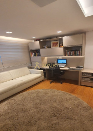 Imagem Imóvel com 4 Quartos à Venda, 191 m² em Sion - Belo Horizonte Imagem Imóvel com 4 Quartos à Venda, 191 m² em Sion - Belo Horizonte