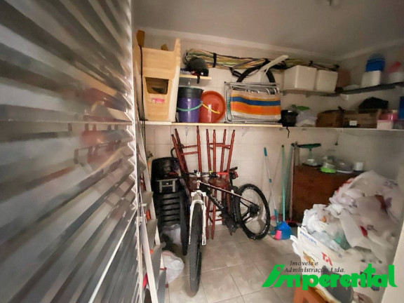 Imagem Casa com 3 Quartos à Venda, 185 m² em Encruzilhada - Santos