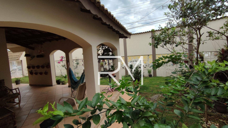 Imagem Casa com 3 Quartos à Venda, 185 m² em Vila Anhanguera - Mongaguá Imagem Casa com 3 Quartos à Venda, 185 m² em Vila Anhanguera - Mongaguá