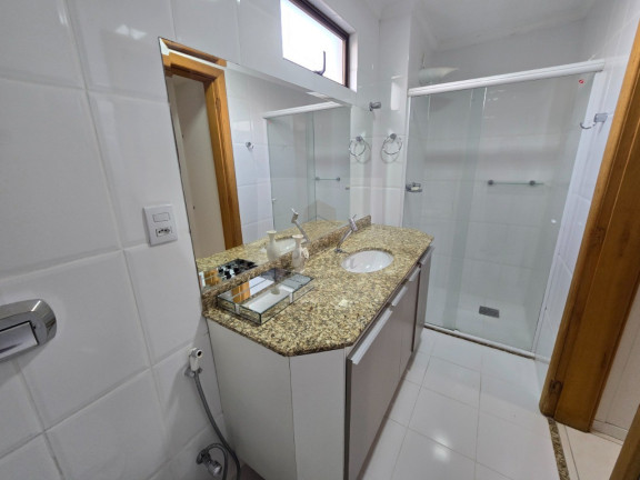 Imagem Imóvel com 3 Quartos para Alugar, 234 m² em Dom Aquino - Cuiabá Imagem Imóvel com 3 Quartos para Alugar, 234 m² em Dom Aquino - Cuiabá
