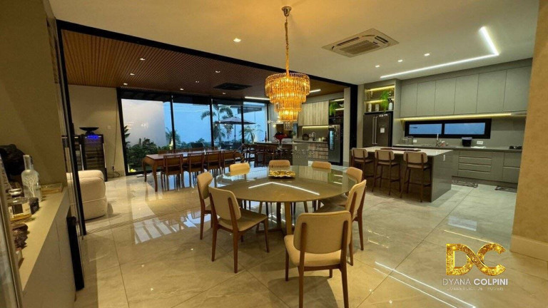 Imagem Casa de Condomínio com 4 Quartos à Venda, 417 m² em Condomínio Florais Itália - Cuiabá Imagem Casa de Condomínio com 4 Quartos à Venda, 417 m² em Condomínio Florais Itália - Cuiabá
