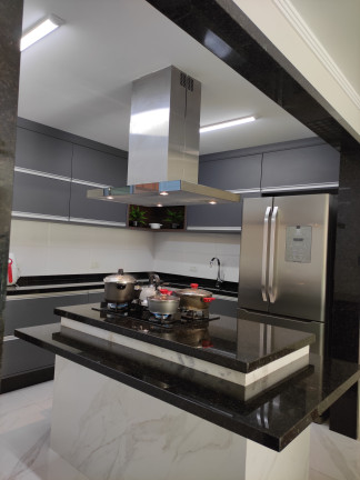 Imagem Sobrado com 3 Quartos à Venda, 174 m² em Vila Arriete - São Paulo