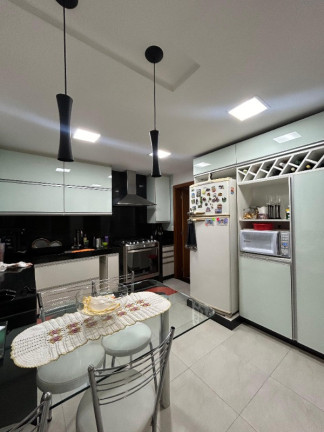 Imagem Casa com 4 Quartos para Alugar ou Temporada, 230 m² em Colina De Laranjeiras - Serra