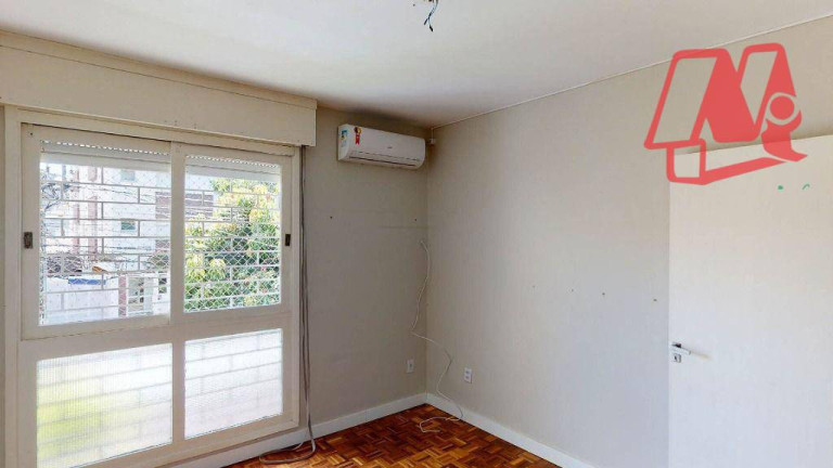 Imagem Casa com 3 Quartos à Venda, 196 m² em Rio Branco - Porto Alegre Imagem Casa com 3 Quartos à Venda, 196 m² em Rio Branco - Porto Alegre