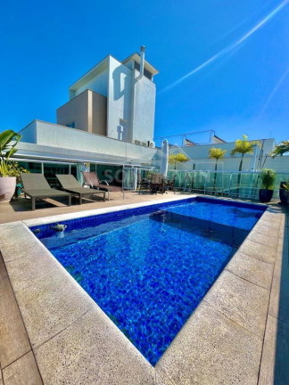 Imagem Cobertura com 3 Quartos à Venda, 350 m² em Agronômica - Florianópolis