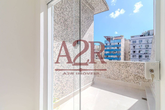Imagem Apartamento com 3 Quartos à Venda, 135 m² em Copacabana - Rio De Janeiro Imagem Apartamento com 3 Quartos à Venda, 135 m² em Copacabana - Rio De Janeiro