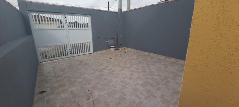 Casa com 2 Quartos à Venda, 160 m² em Bopiranga - Itanhaém