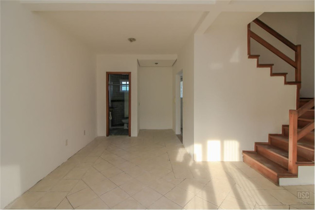 Imagem Casa com 3 Quartos à Venda,  em Hípica - Porto Alegre