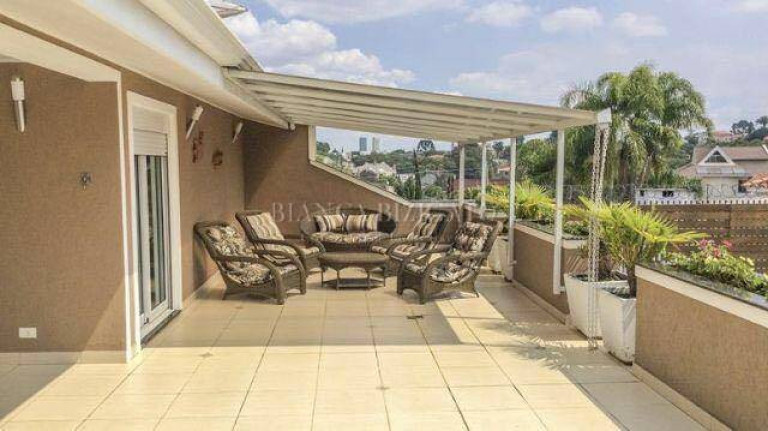 Imagem Casa com 6 Quartos à Venda, 733 m² em Vista Alegre - Curitiba Imagem Casa com 6 Quartos à Venda, 733 m² em Vista Alegre - Curitiba