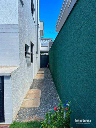 Imagem Casa com 4 Quartos à Venda, 220 m² em Cidade Alpha - Eusébio