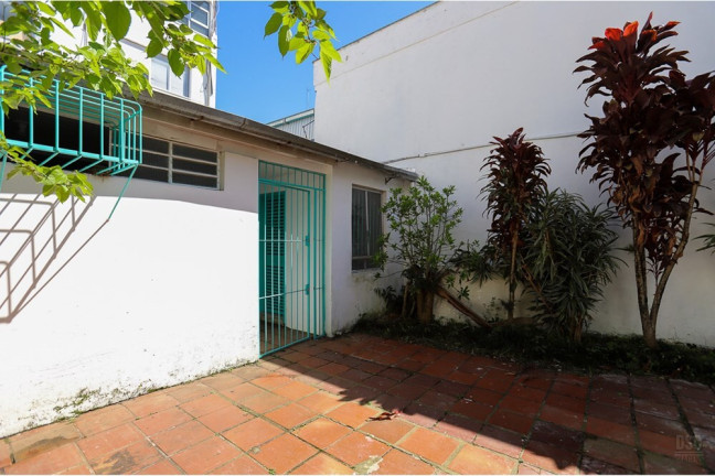 Imagem Casa com 5 Quartos à Venda, em Santana - Porto Alegre Imagem Casa com 5 Quartos à Venda, em Santana - Porto Alegre