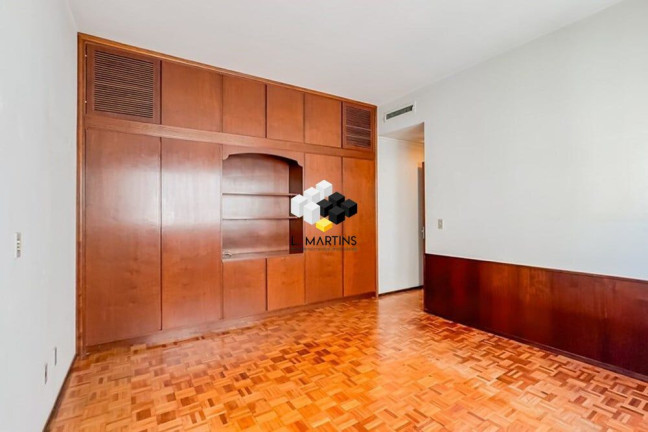 Imagem Apartamento com 3 Quartos à Venda, 217 m² em Independência - Porto Alegre Imagem Apartamento com 3 Quartos à Venda, 217 m² em Independência - Porto Alegre