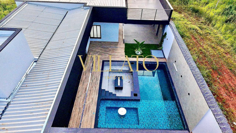 Imagem Casa com 4 Quartos à Venda, 241 m² em Parque Das Flores - Goiânia Imagem Casa com 4 Quartos à Venda, 241 m² em Parque Das Flores - Goiânia