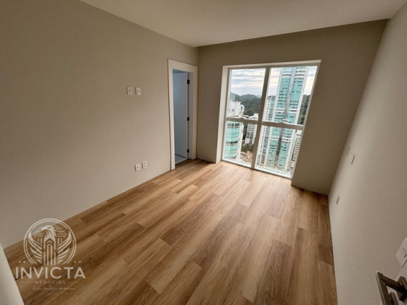 Imagem Apartamento com 4 Quartos à Venda, 150 m² em Pioneiros - Balneário Camboriú Imagem Apartamento com 4 Quartos à Venda, 150 m² em Pioneiros - Balneário Camboriú
