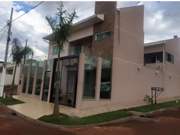 Imagem Sobrado com 4 Quartos à Venda, 260 m² em Centro - Mandaguari Imagem Sobrado com 4 Quartos à Venda, 260 m² em Centro - Mandaguari
