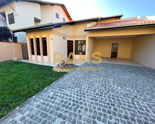 Imagem Casa com 3 Quartos à Venda, 160 m² em Costa E Silva - Joinville Imagem Casa com 3 Quartos à Venda, 160 m² em Costa E Silva - Joinville