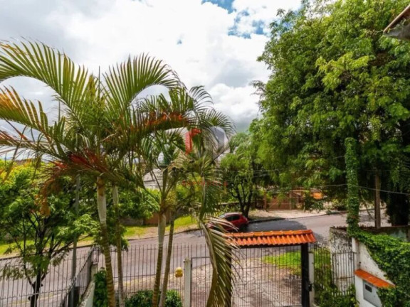 Imagem Casa com 4 Quartos à Venda, 280 m² em Vila Jardim - Porto Alegre Imagem Casa com 4 Quartos à Venda, 280 m² em Vila Jardim - Porto Alegre
