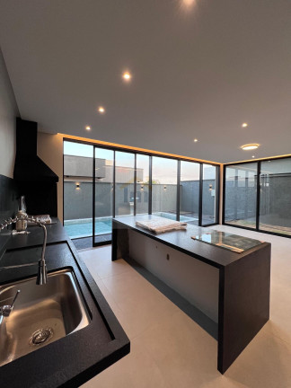 Imagem Casa com 5 Quartos à Venda, 251 m² em Parqville Pinheiros - Aparecida De Goiânia