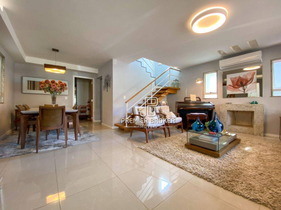 Casa com 4 Quartos à Venda, 180 m² em Várzea - Teresópolis