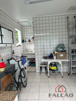 Imagem Casa com 3 Quartos à Venda, 256 m² em Bom Retiro - Santos Imagem Casa com 3 Quartos à Venda, 256 m² em Bom Retiro - Santos