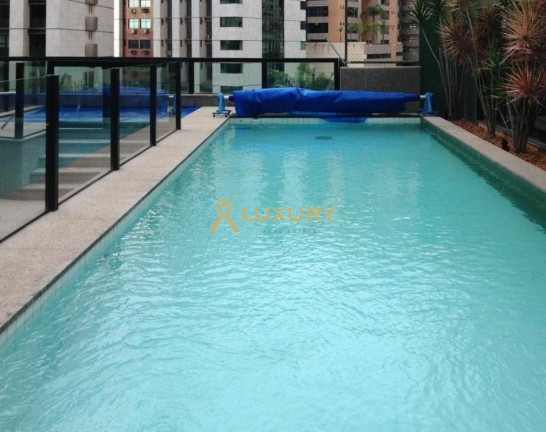 Imagem Imóvel com 4 Quartos à Venda, 236 m² em Belvedere - Belo Horizonte Imagem Imóvel com 4 Quartos à Venda, 236 m² em Belvedere - Belo Horizonte