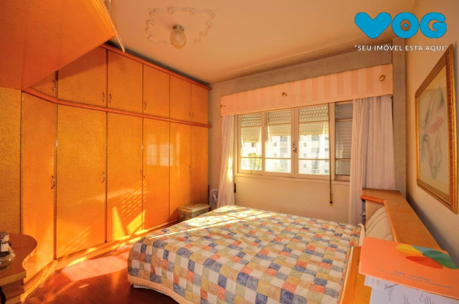 Imagem Imóvel com 3 Quartos à Venda, 140 m² em Centro Histórico - Porto Alegre Imagem Imóvel com 3 Quartos à Venda, 140 m² em Centro Histórico - Porto Alegre