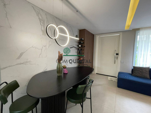 Imagem Casa com 4 Quartos à Venda, 179 m² em Granja Viana - Cotia