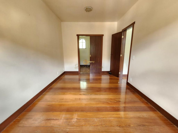 Imagem Casa com 4 Quartos à Venda, 235 m² em Quinta Da Barra - Teresópolis Imagem Casa com 4 Quartos à Venda, 235 m² em Quinta Da Barra - Teresópolis