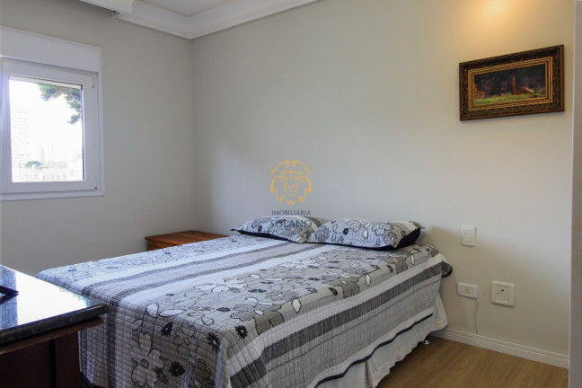 Imagem Apartamento com 4 Quartos à Venda, 246 m² em Alto Da Xv - Curitiba