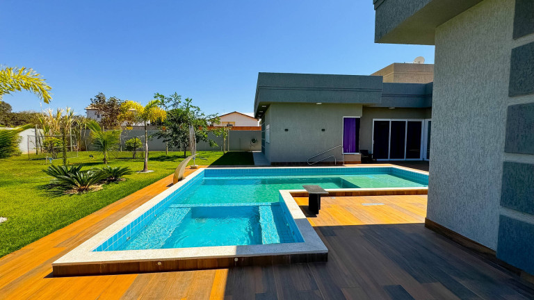 Casa com 3 Quartos à Venda, 1.081 m² em Residencial Aldeia Das Thermas - Caldas Novas