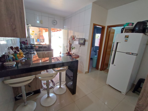 Imagem Imóvel com 
            	3             Quartos à Venda, 130 m² em 
            	Jardim Pampulha             - 
            	Aparecida De Goiania            