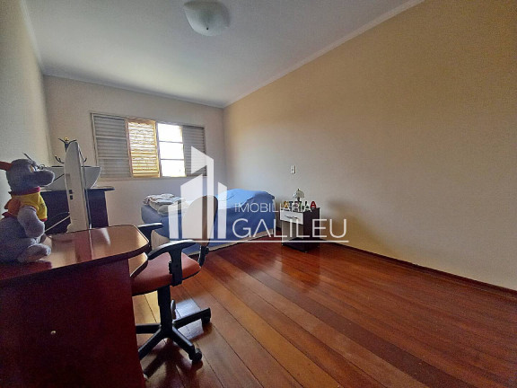 Imagem Casa com 3 Quartos à Venda, 248 m² em Jardim Flamboyant - Campinas Imagem Casa com 3 Quartos à Venda, 248 m² em Jardim Flamboyant - Campinas