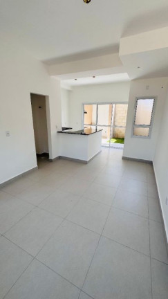 Imagem Casa com 2 Quartos à Venda, 55 m² em Parque Residencial Maria Elmira - Caçapava Imagem Casa com 2 Quartos à Venda, 55 m² em Parque Residencial Maria Elmira - Caçapava