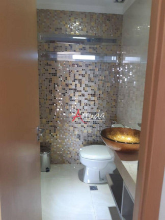 Imagem Imóvel com 3 Quartos à Venda, 220 m² em Centro - Cascavel Imagem Imóvel com 3 Quartos à Venda, 220 m² em Centro - Cascavel